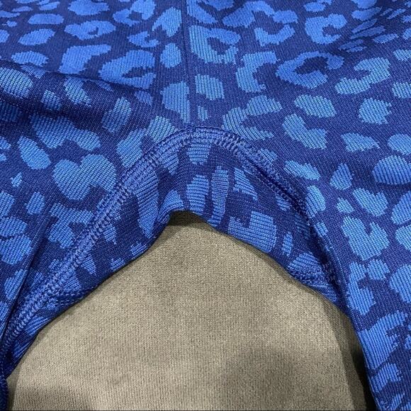 Varley Quincy Navy Leopard Seamless Compression Active Leggings Athleisure Sz S - Picture 11 of 11